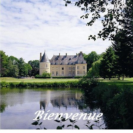 Chateau De Berticheres Chaumont-en-Vexin Exterior photo